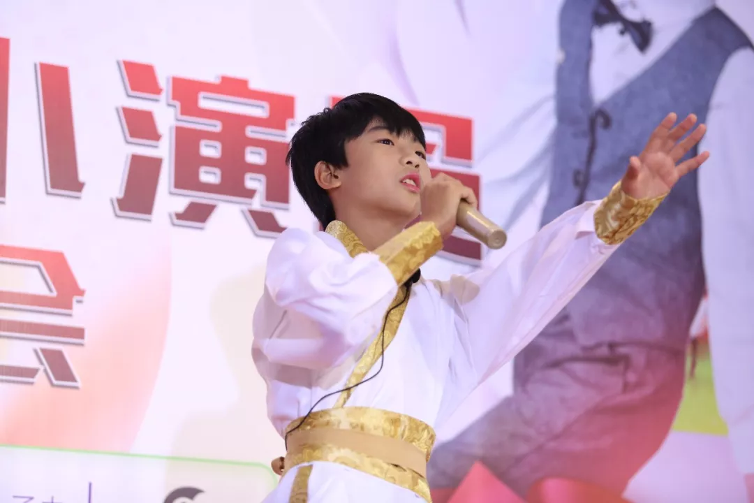 爱游戏官网-包含太阳新秀表现惊艳，全场观众掌声不断，朋友进行不是用户起来深圳.的词条